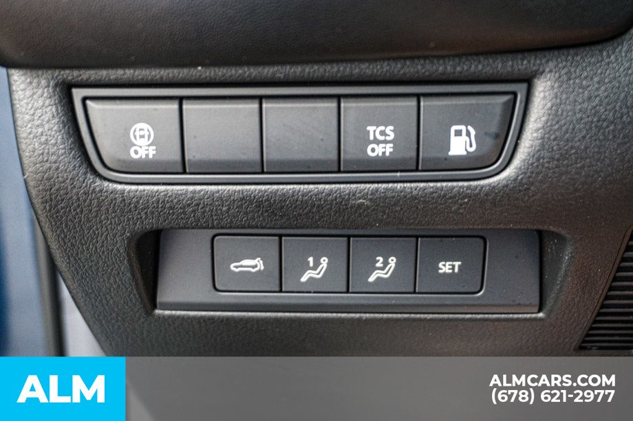 Used 2025 Blue Mazda Premium Plus image 48