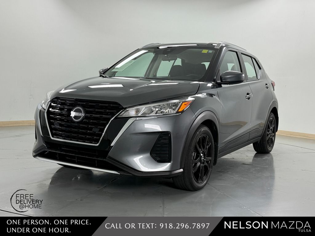 2024 Nissan Kicks 1.6 SV's photo