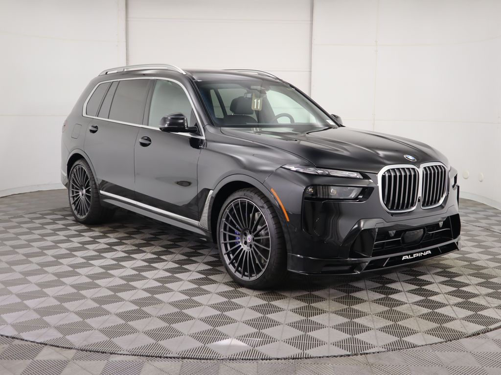 Thumbnail: 2026 BMW X7 - 3