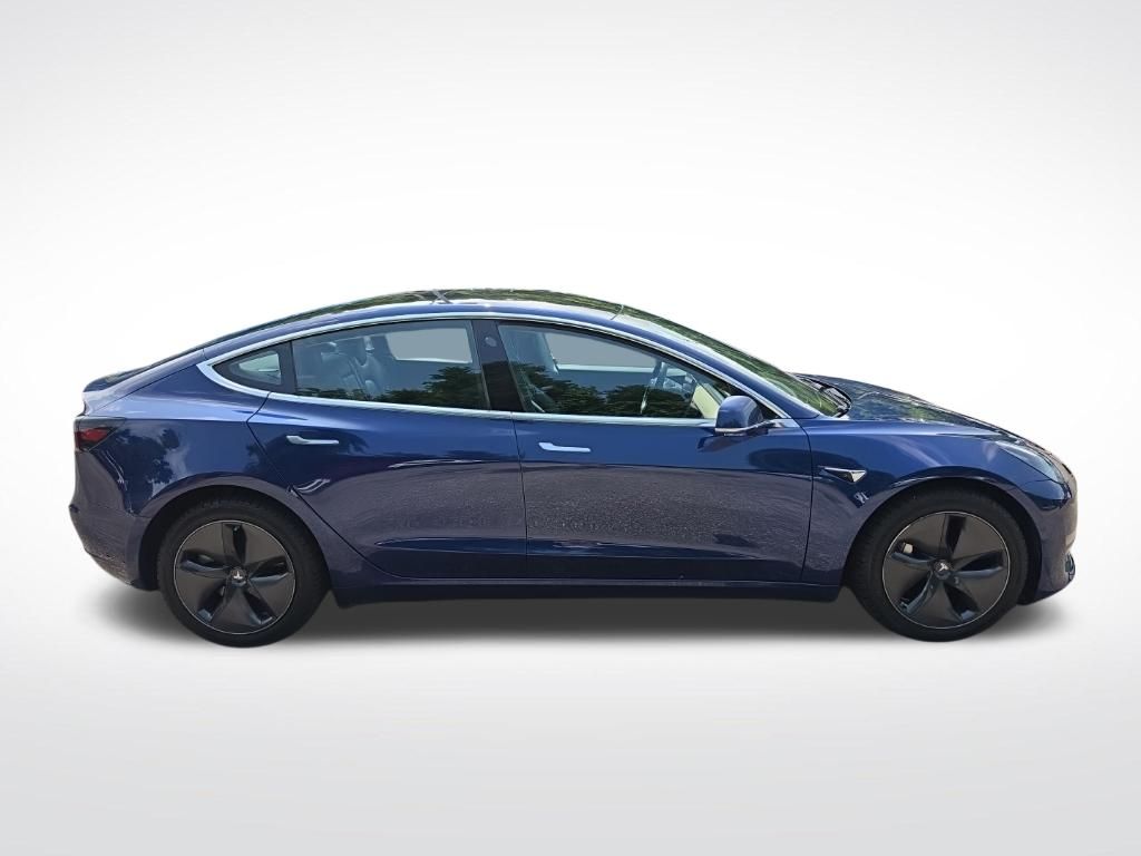 Used 2018 Blue Tesla Long Range image 4