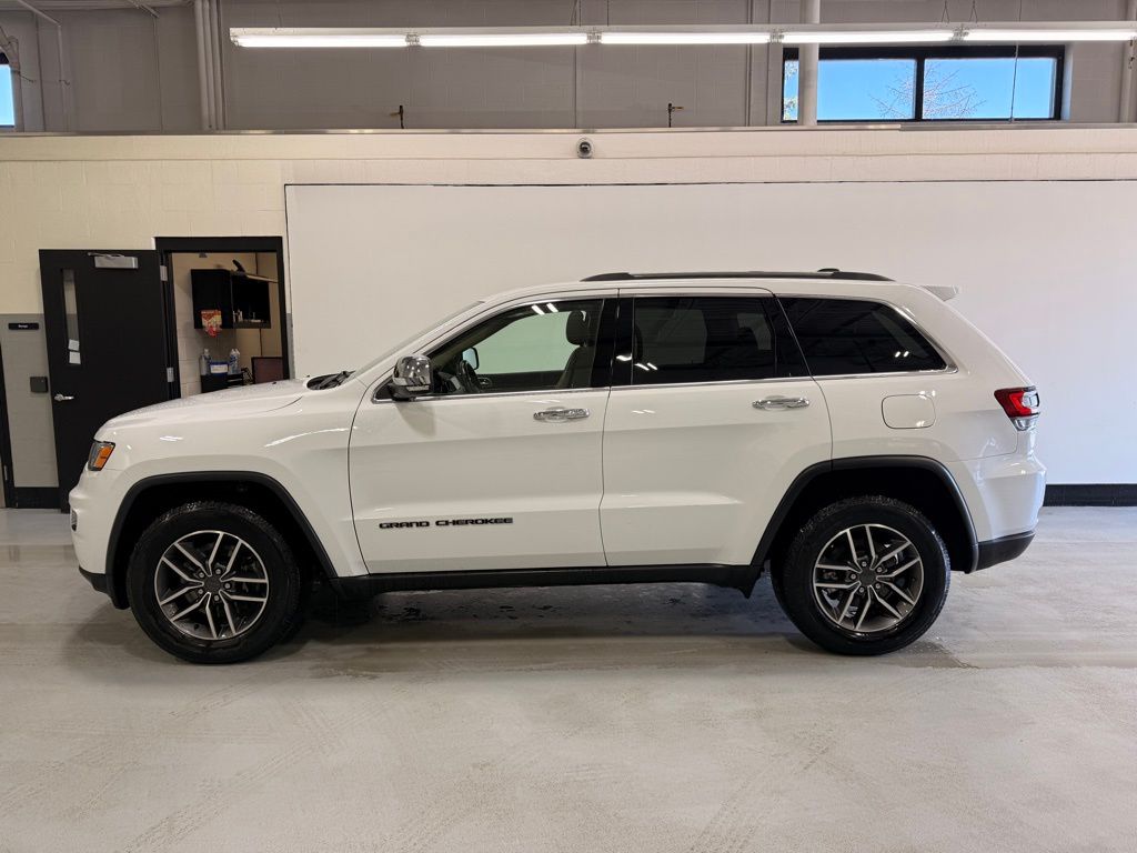 Thumbnail: 2021 Jeep Grand Cherokee - 2