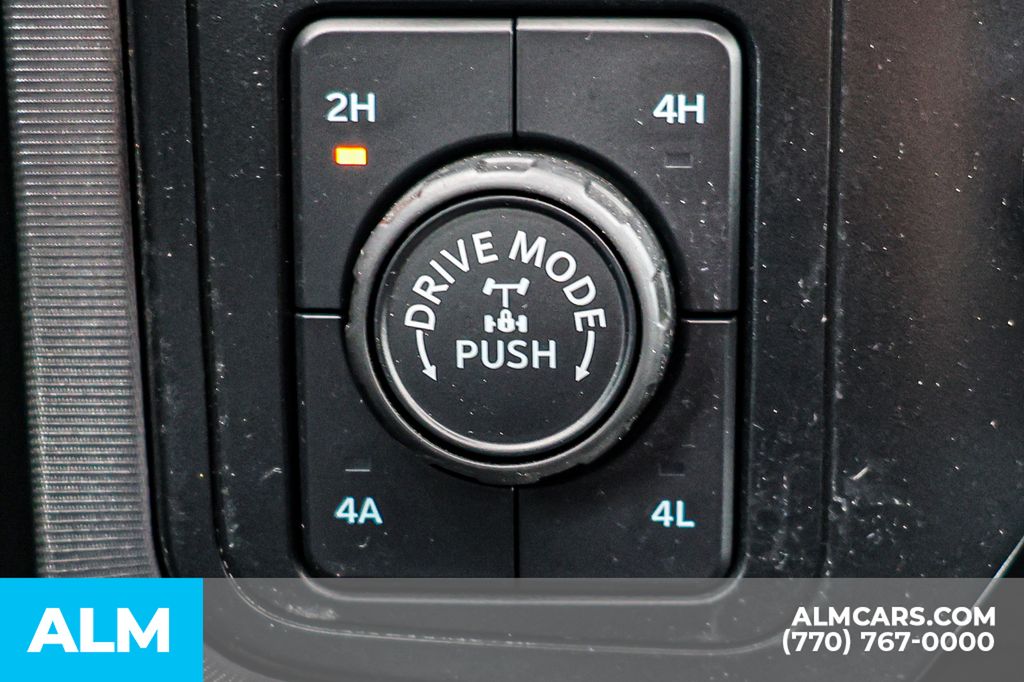 Used 2024 Black Ford Full Hybrid Platinum image 42