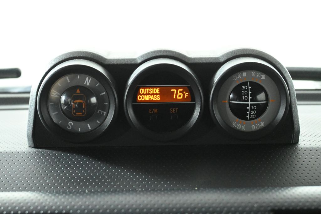 2009 Toyota FJ Cruiser Base 19