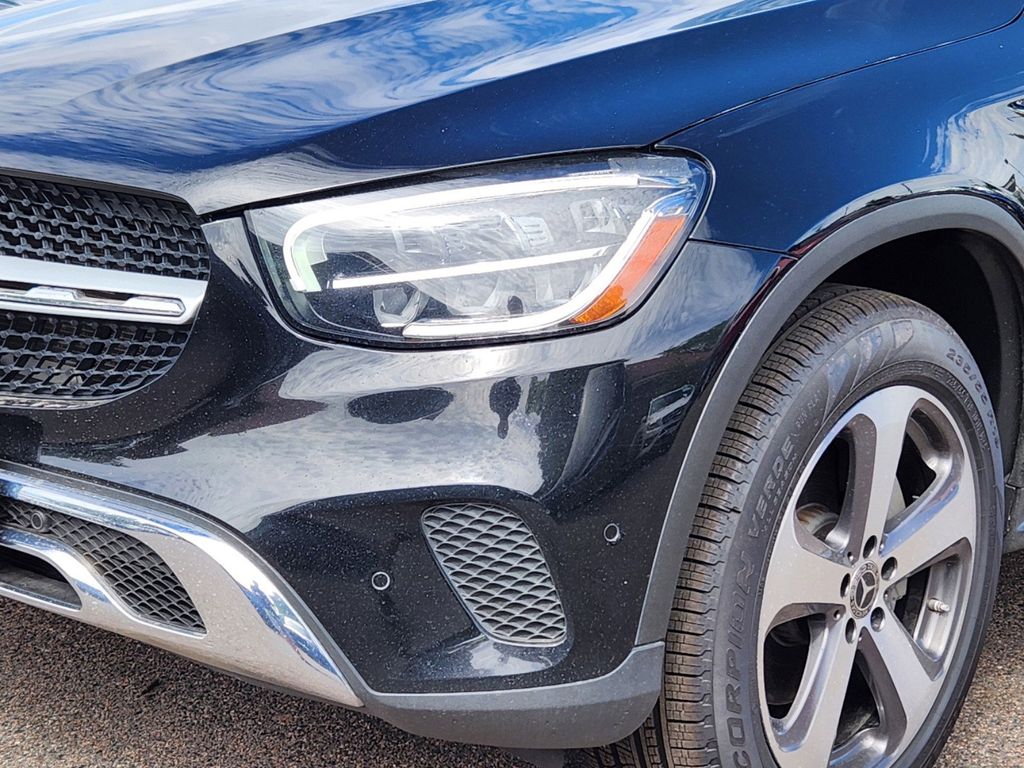 2021 Mercedes-Benz GLC GLC 300 Coupe 8