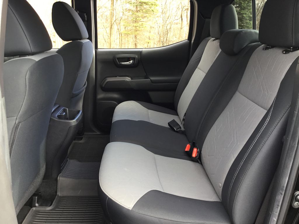 Thumbnail: 2023 Toyota Tacoma - 16