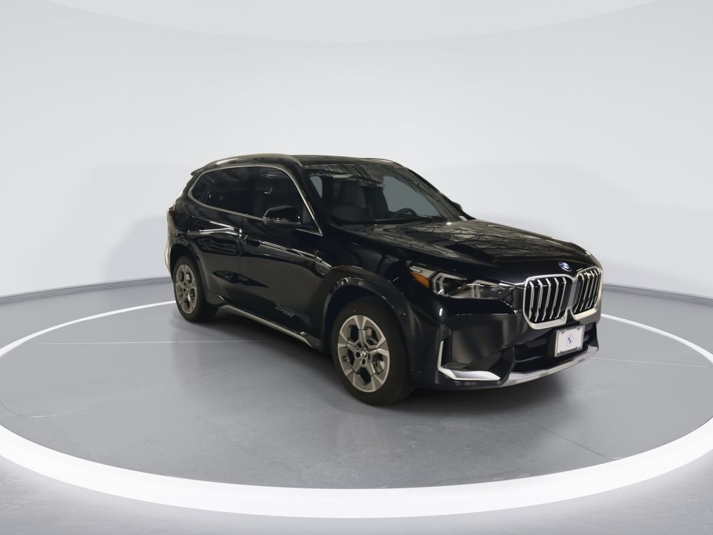 Thumbnail: 2026 BMW X1 - 2