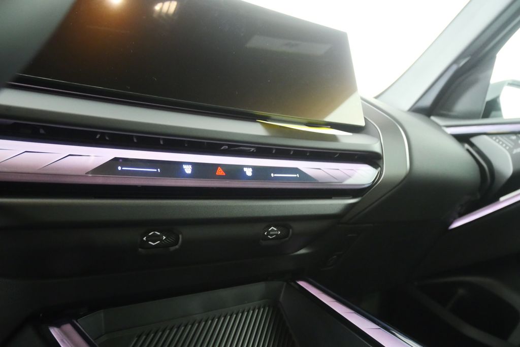 Thumbnail: 2026 BMW X3 - 19