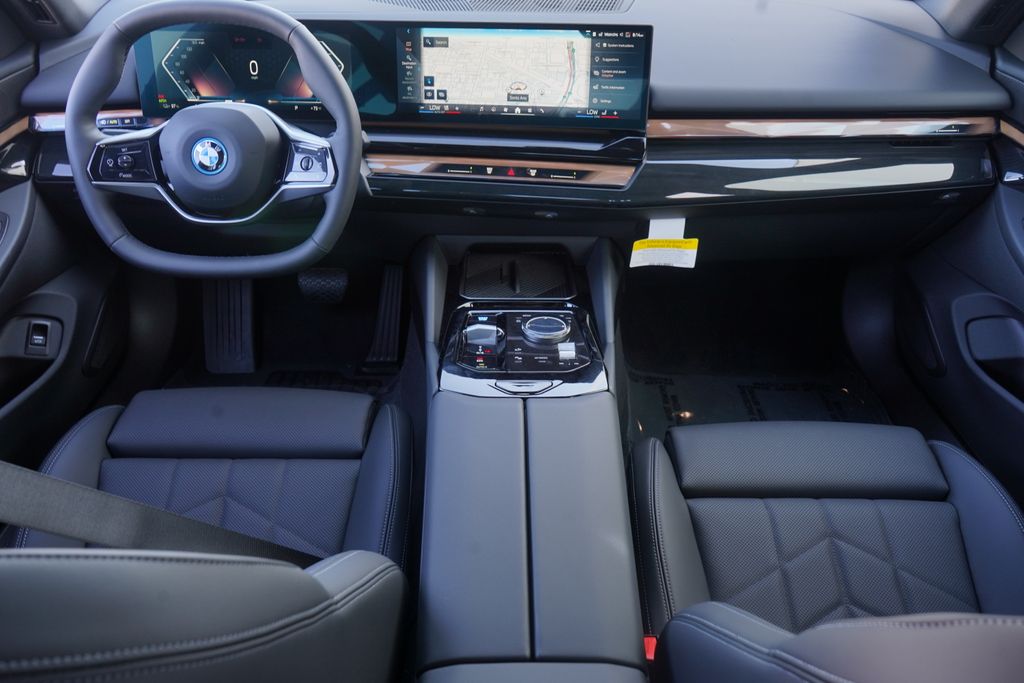 2024 BMW i5 eDrive40 14