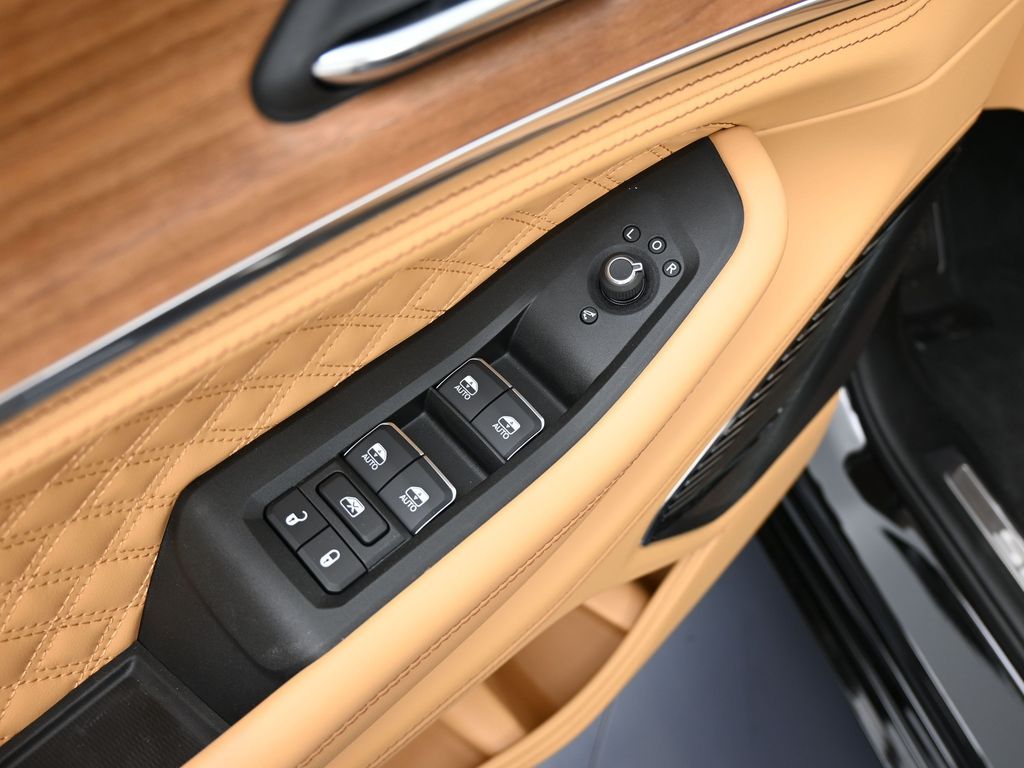 New 2025 Diamond Black Crystal Pearlcoat Jeep Summit image 20