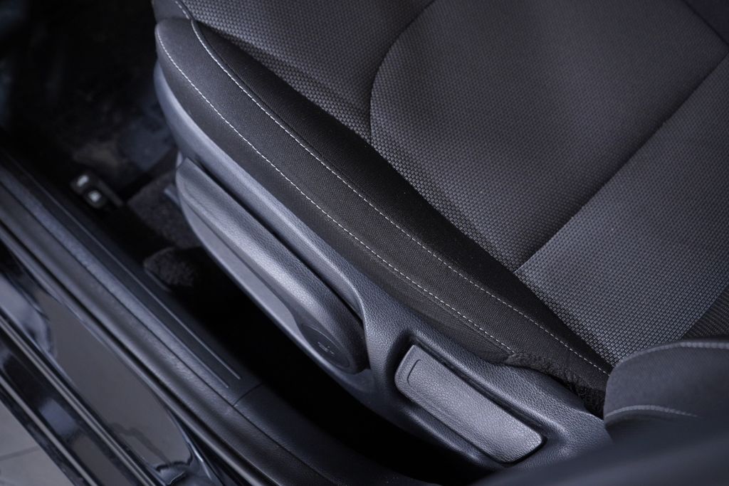 Thumbnail: 2024 Kia Forte - 18