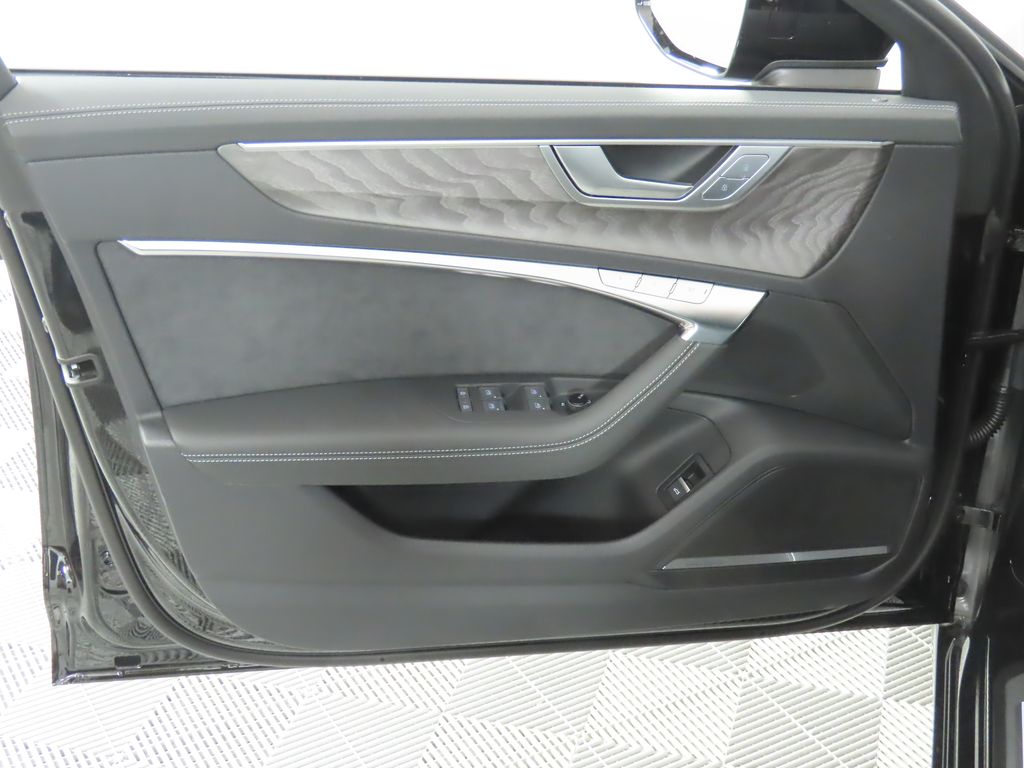 Thumbnail: 2025 Audi A6 - 27