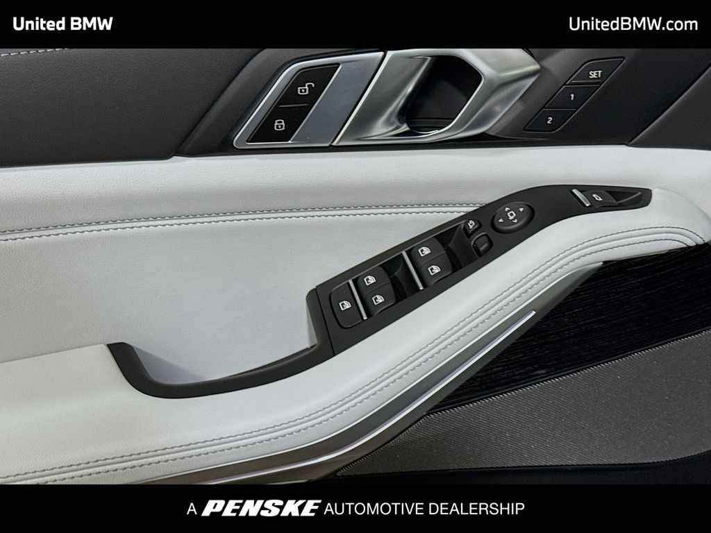 Thumbnail: 2026 BMW X5 - 3