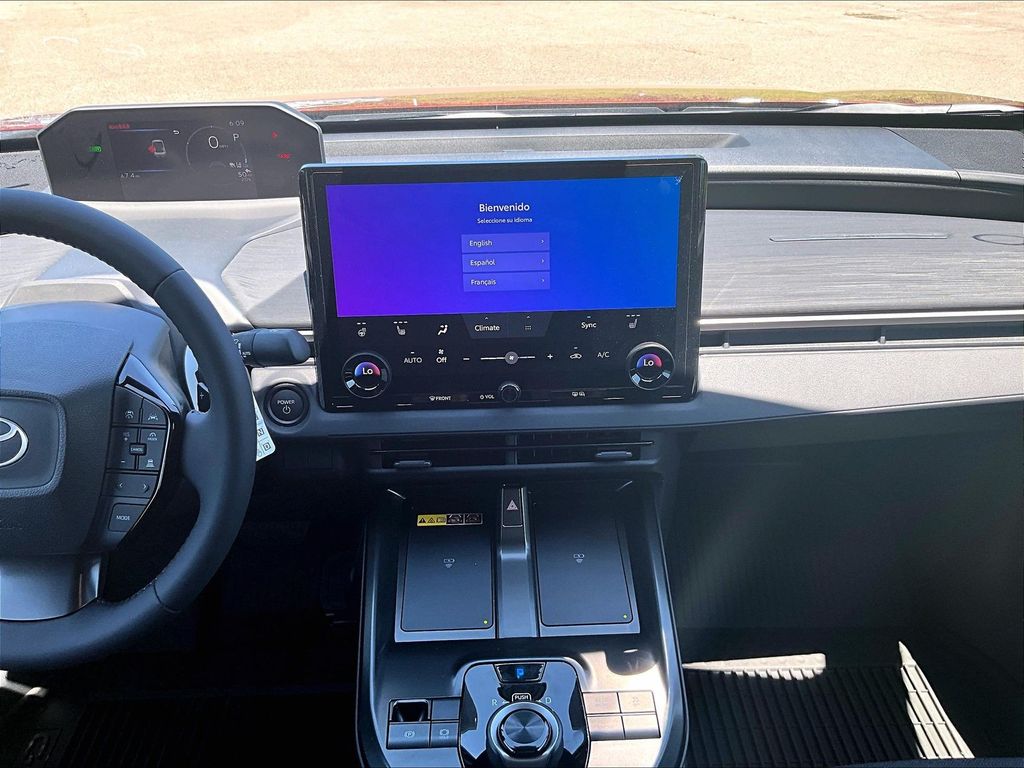 2026 Toyota C-HR — photo 13