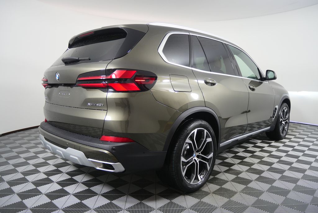 Thumbnail: 2026 BMW X5 - 3