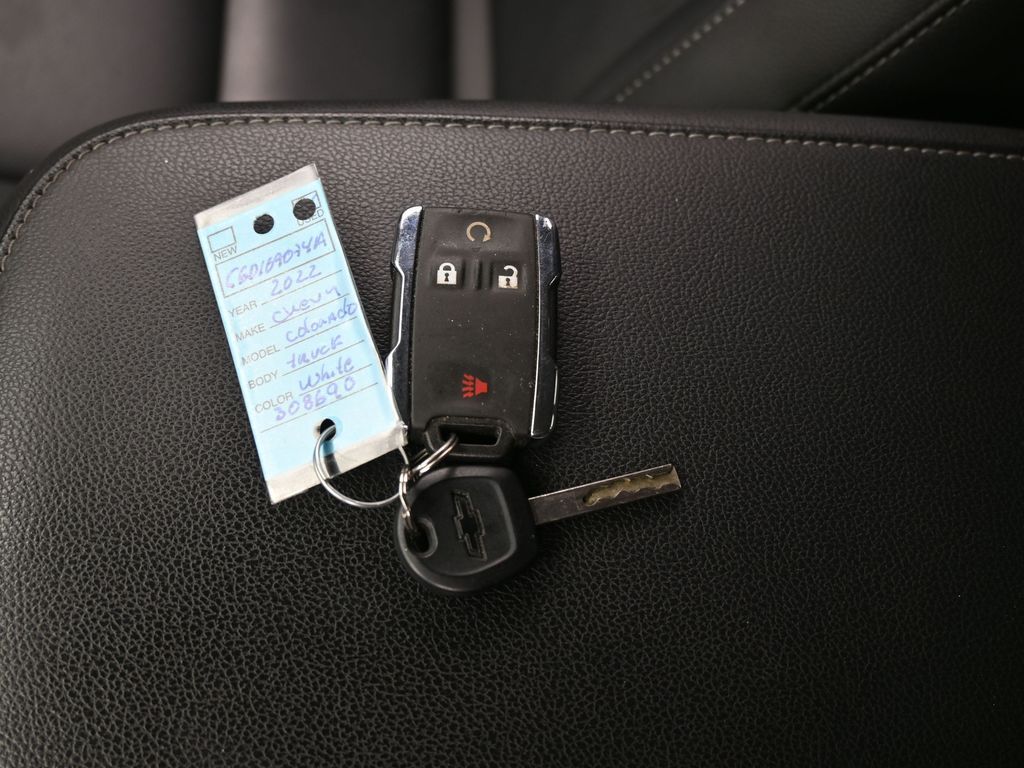 Used 2022 Summit White Chevrolet ZR2 image 20