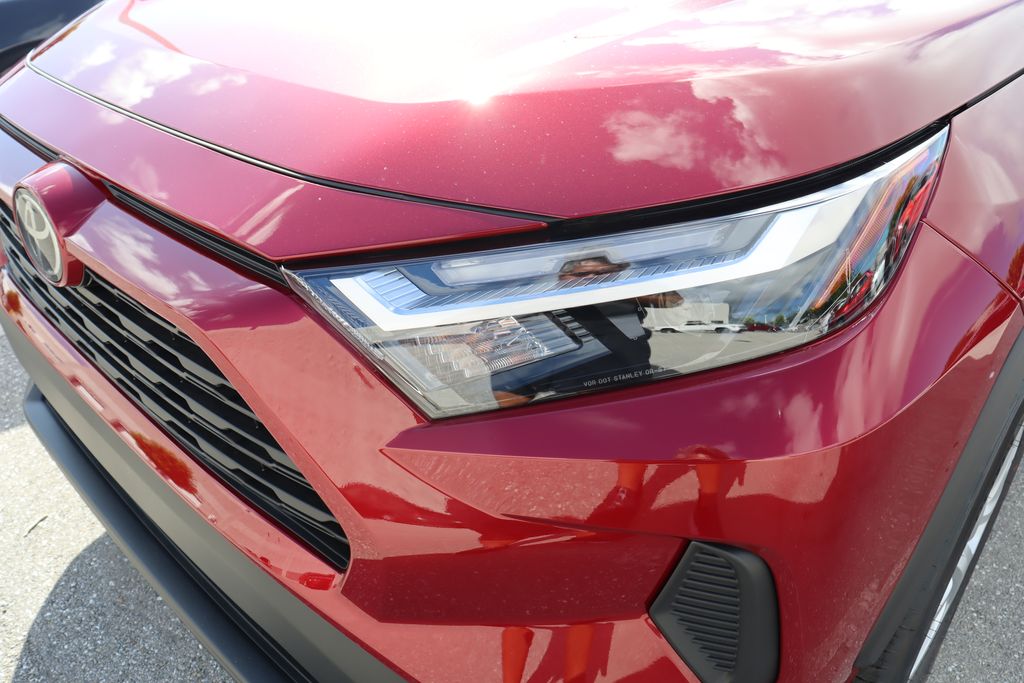 Thumbnail: 2025 Toyota RAV4 - 3