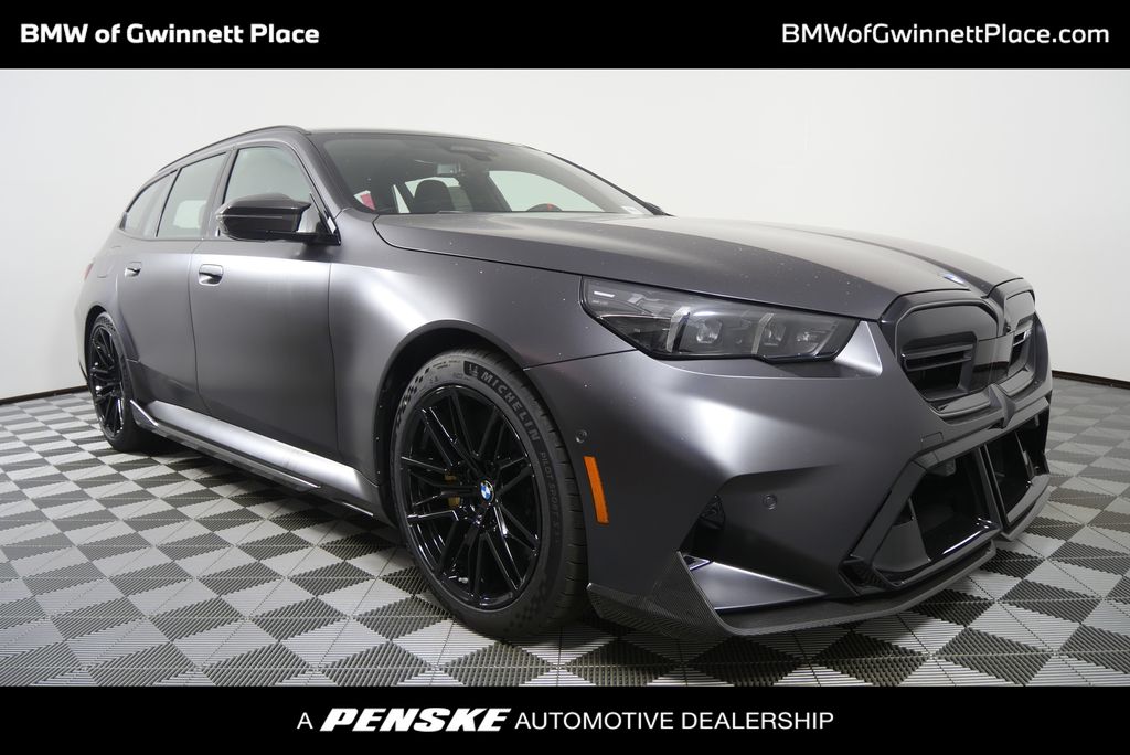 Thumbnail: 2027 BMW M5 - 1