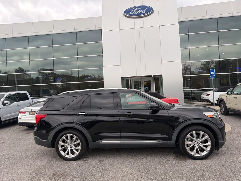 2021 Ford Explorer Platinum