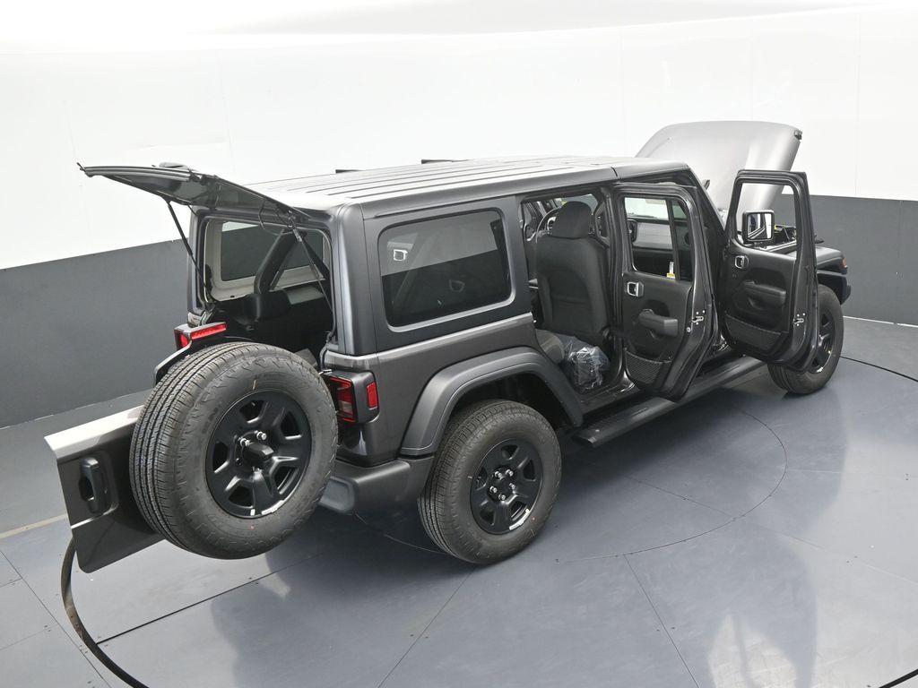 New 2026 Granite Crystal Metallic Clearcoat Jeep Sport image 59