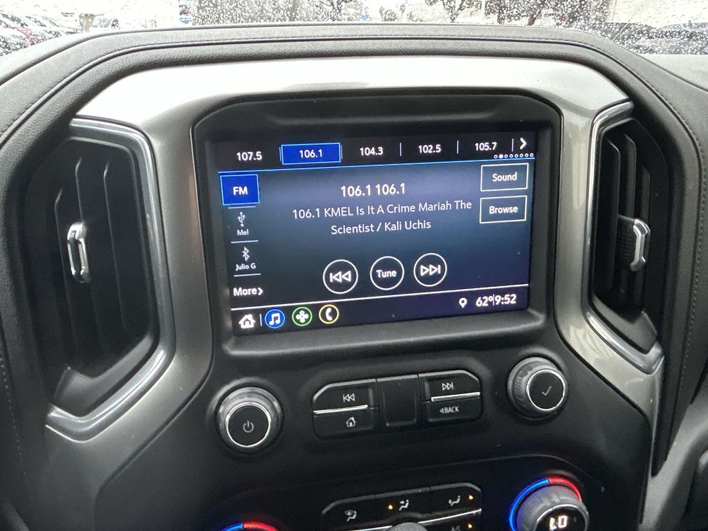 Thumbnail: 2022 Chevrolet Silverado 1500 - 16