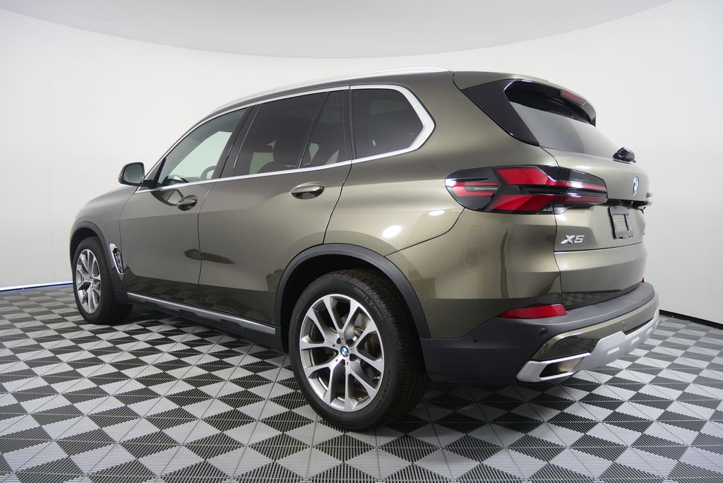 Thumbnail: 2025 BMW X5 - 5