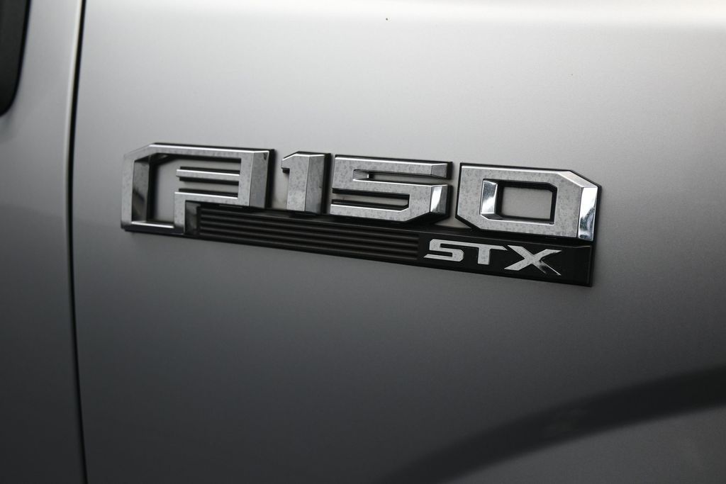 Used 2019 Ingot Silver Ford XL image 43