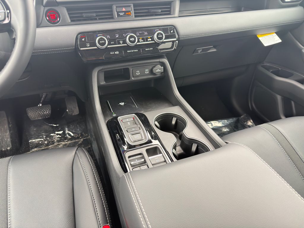 Thumbnail: 2026 Honda Pilot - 16