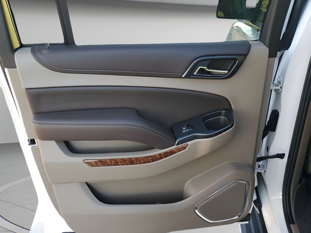 Used Car 2020 Chevrolet Suburban  Premier For Sale Under $40,000 In Austin, Texas