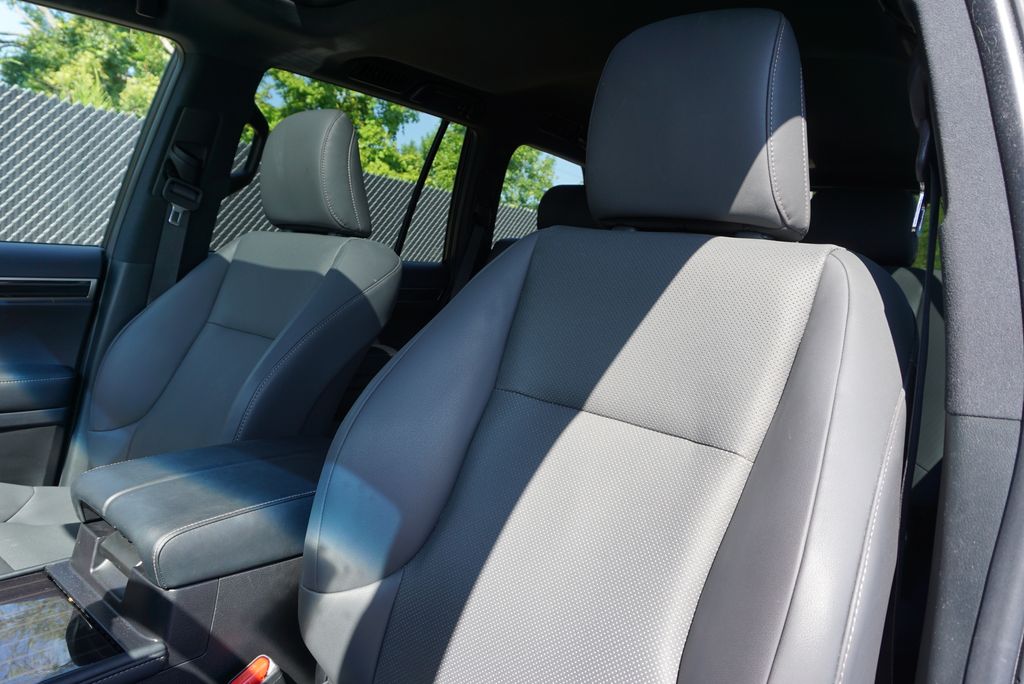 Thumbnail: 2021 Lexus GX - 11
