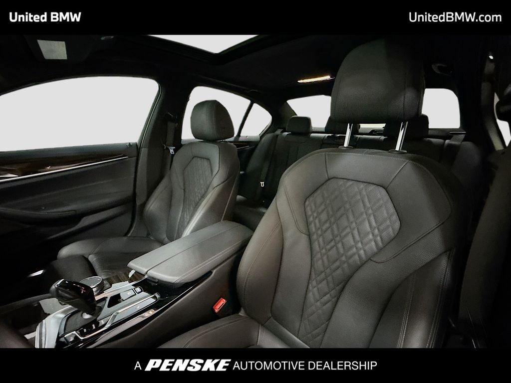 Thumbnail: 2023 BMW 5 Series - 5