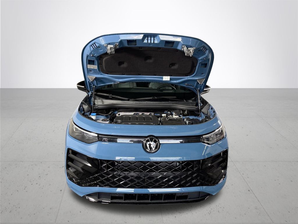 2025 Volkswagen Tiguan 2.0T SE R-Line Black