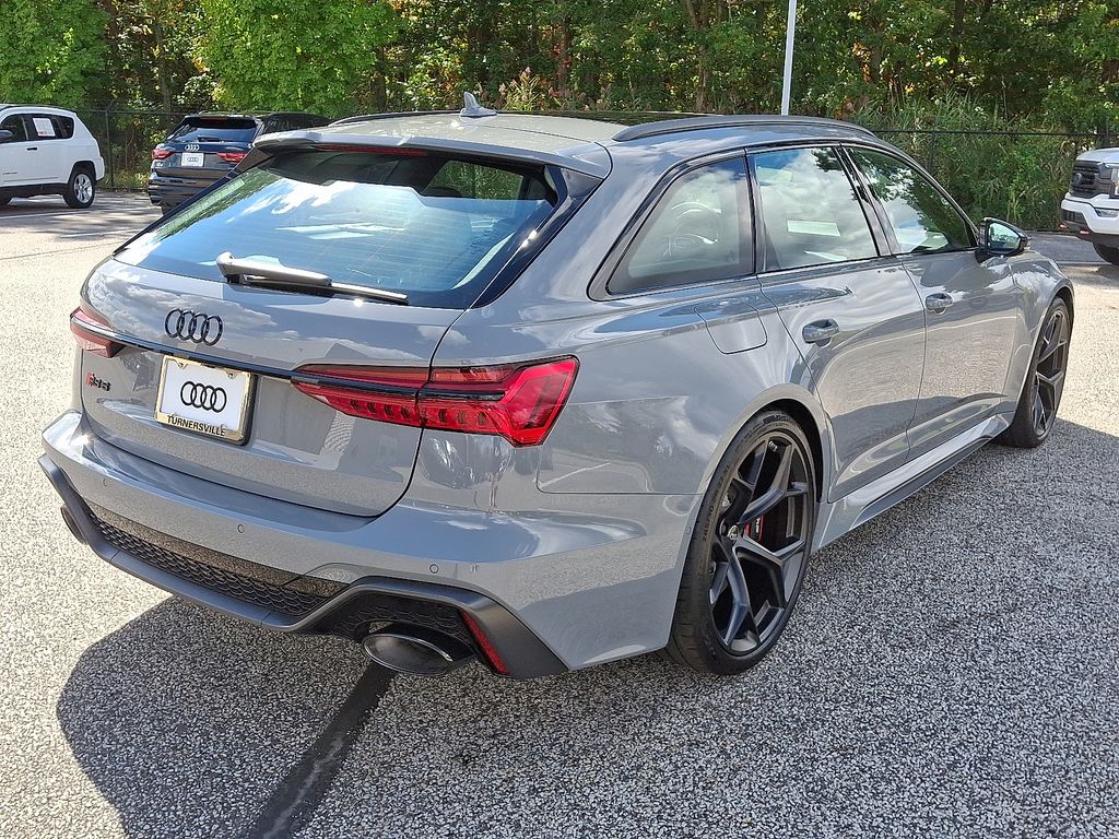 Thumbnail: 2026 Audi RS 6 - 4