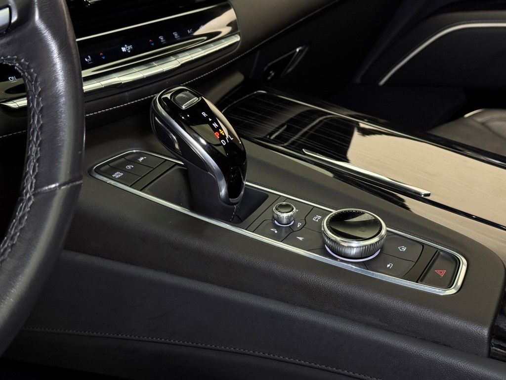 2021 Cadillac Escalade Sport 29