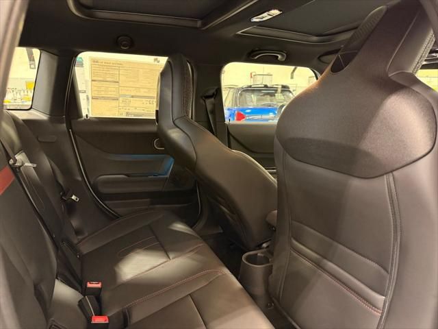 Thumbnail: 2026 MINI Cooper - 25