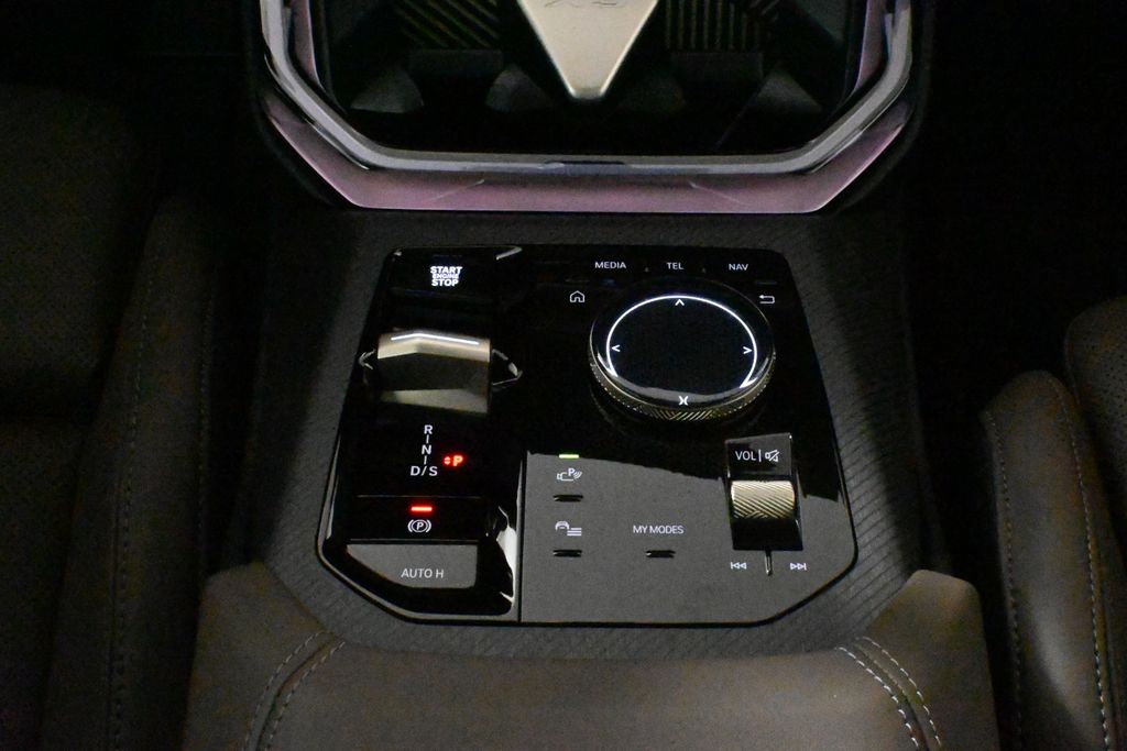 Thumbnail: 2025 BMW X3 - 25