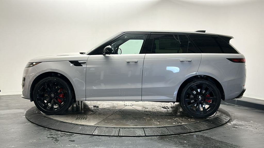 2025 Land Rover Range Rover Sport Dynamic 2