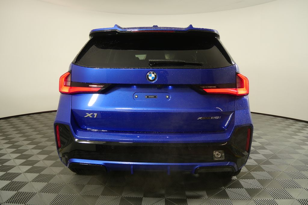 2025 BMW X1 xDrive28i 4