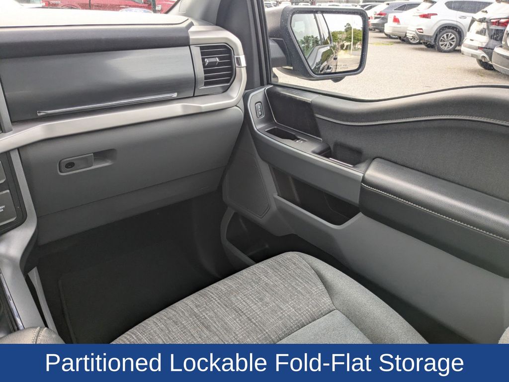 2022 Ford F-150 Lightning XLT