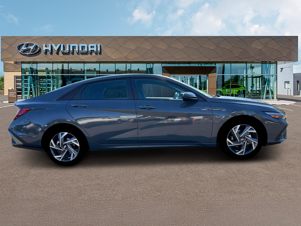 2025 Hyundai Elantra Sport 9