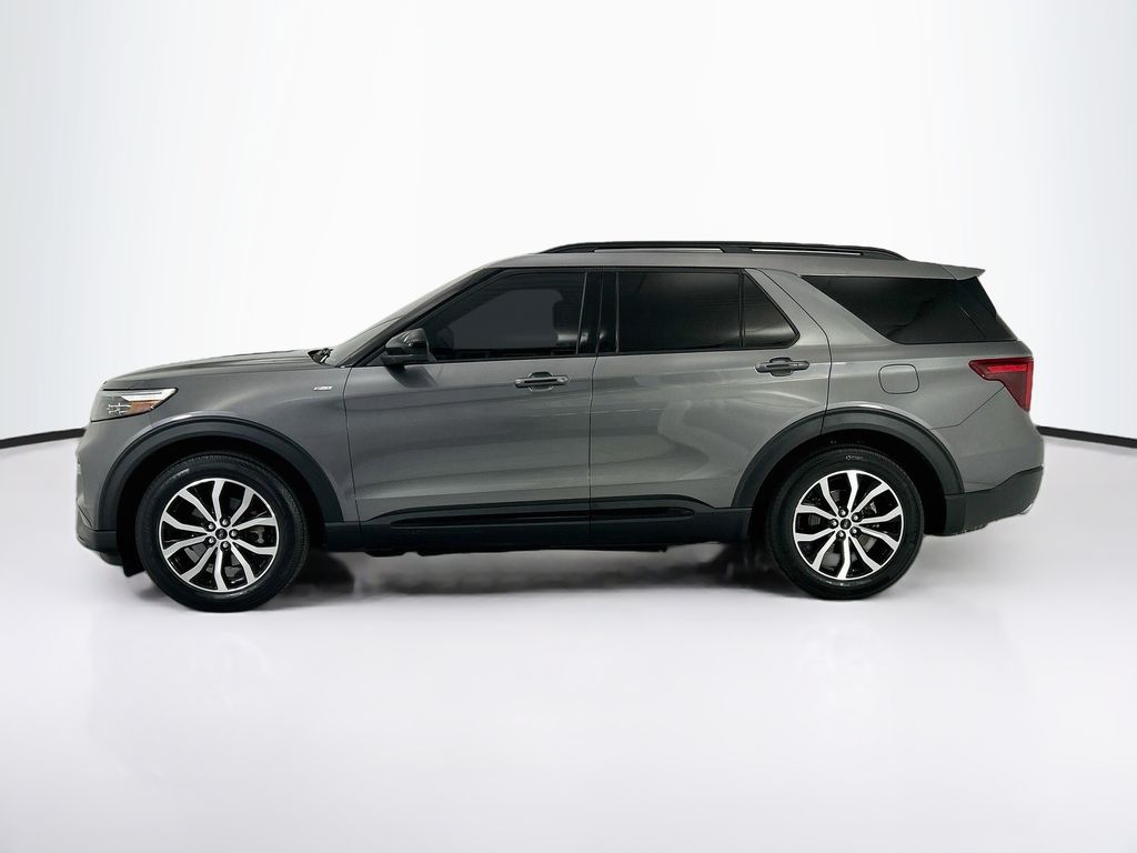 Thumbnail: 2023 Ford Explorer - 8