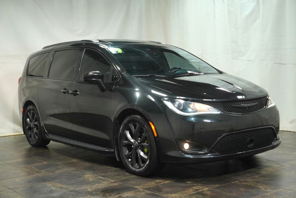 2019 Chrysler Pacifica Touring L Plus