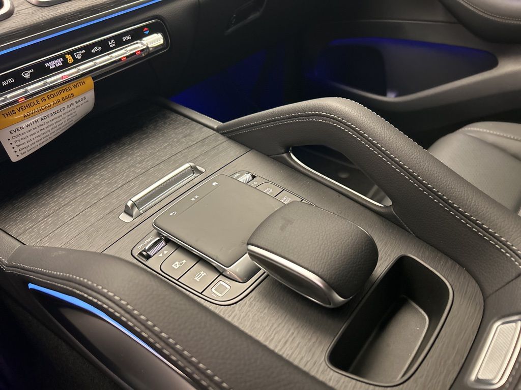 Thumbnail: 2026 Mercedes-Benz GLE - 20