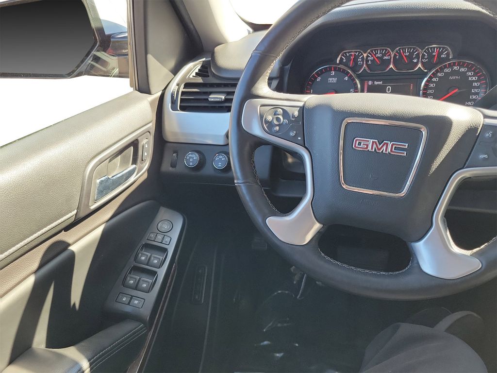 2016 GMC Yukon XL SLT 12