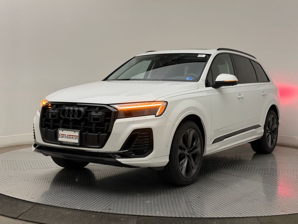 Thumbnail: 2026 Audi Q7 - 5