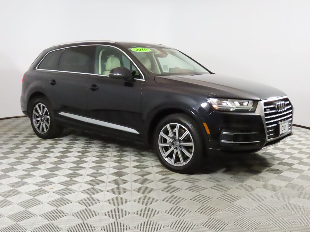 Thumbnail: 2019 Audi Q7 - 7