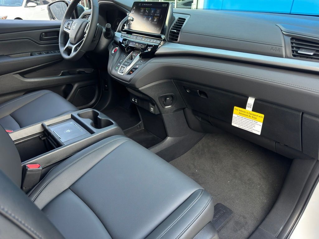 2026 Honda Odyssey EX-L White at Community Honda