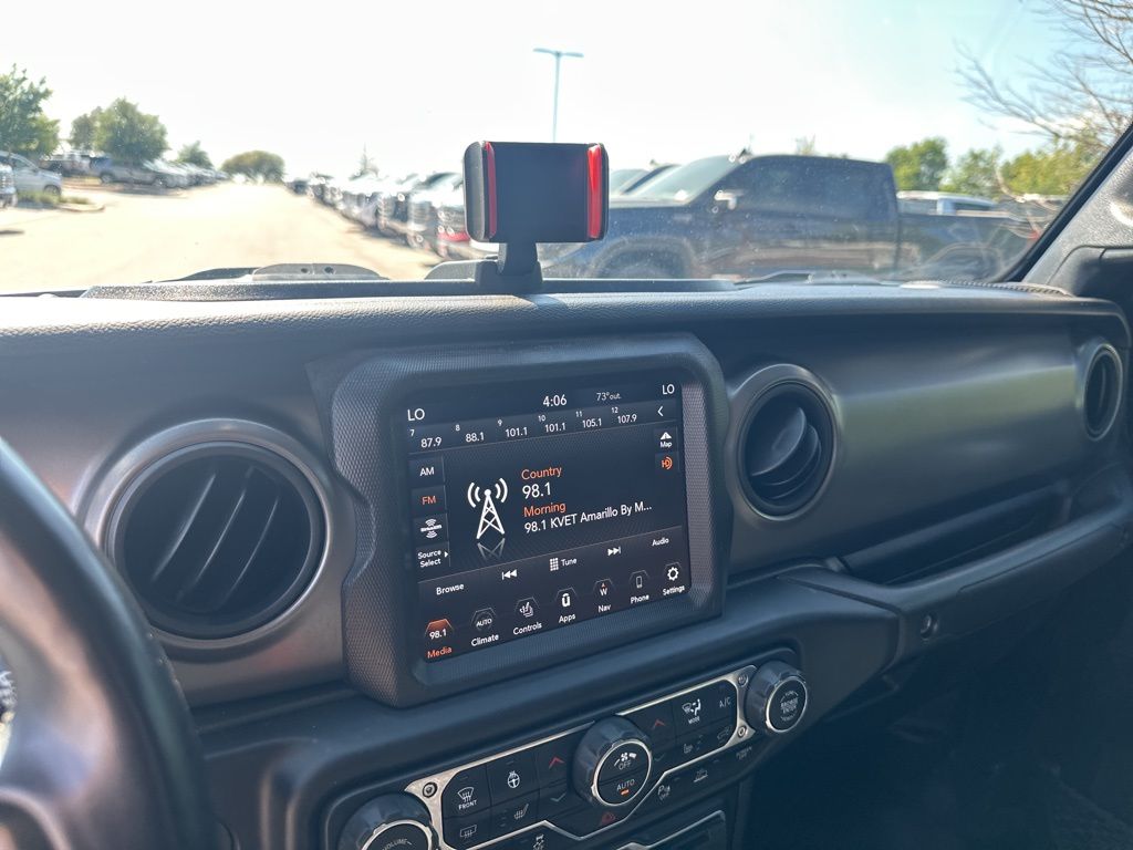 Used Car 2022 Jeep Gladiator  For Sale Under $30,000 In Austin, Texas