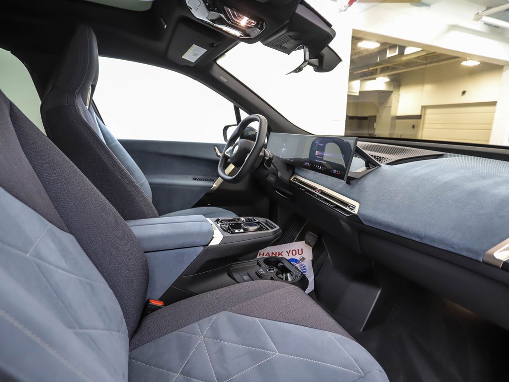 Thumbnail: 2026 BMW iX - 30