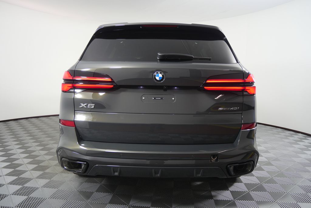 Thumbnail: 2026 BMW X5 - 4
