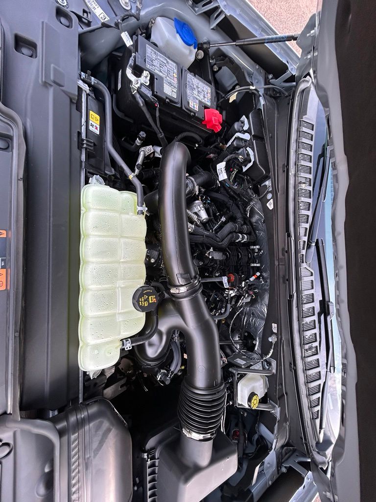 New 2027 Gray Ford Platinum image 27